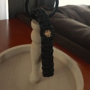 Paracord bracelet